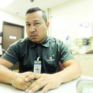 Meet your Posher, Eduardo